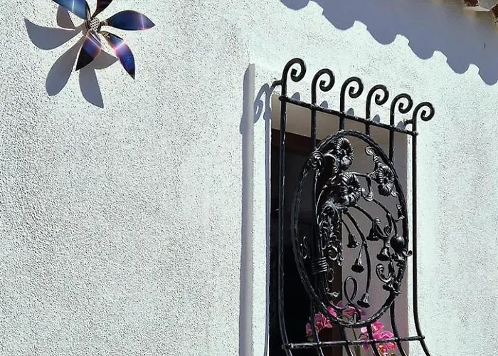 Дом отдыха Ilfe House Танаунелла